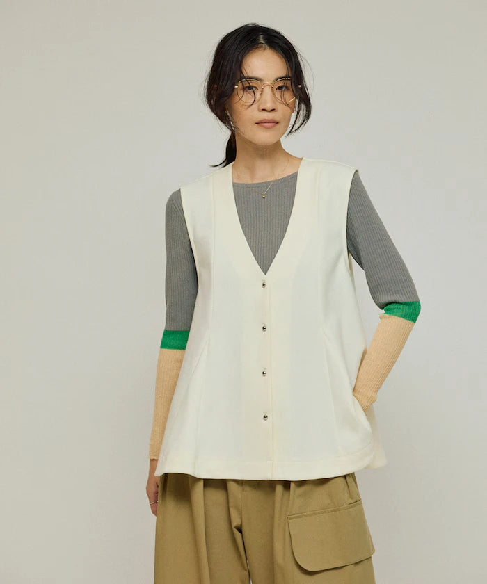 Peplum Silhouette V-Neck Gilet / Vest