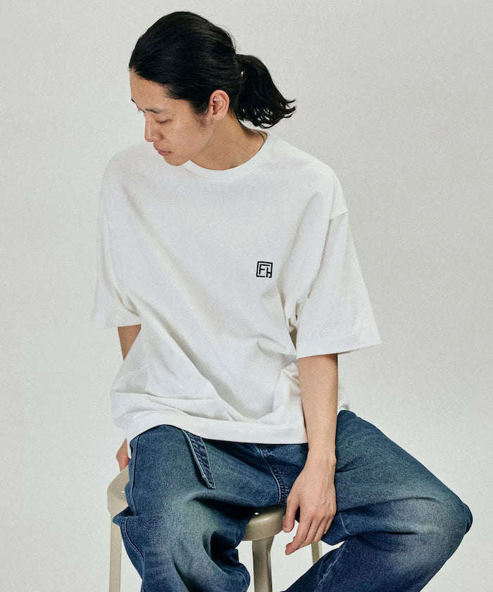 6 oz Front Logo Embroidered Crew Neck T-Shirt / Back Print T-Shirt PRINT ROUND FIRST