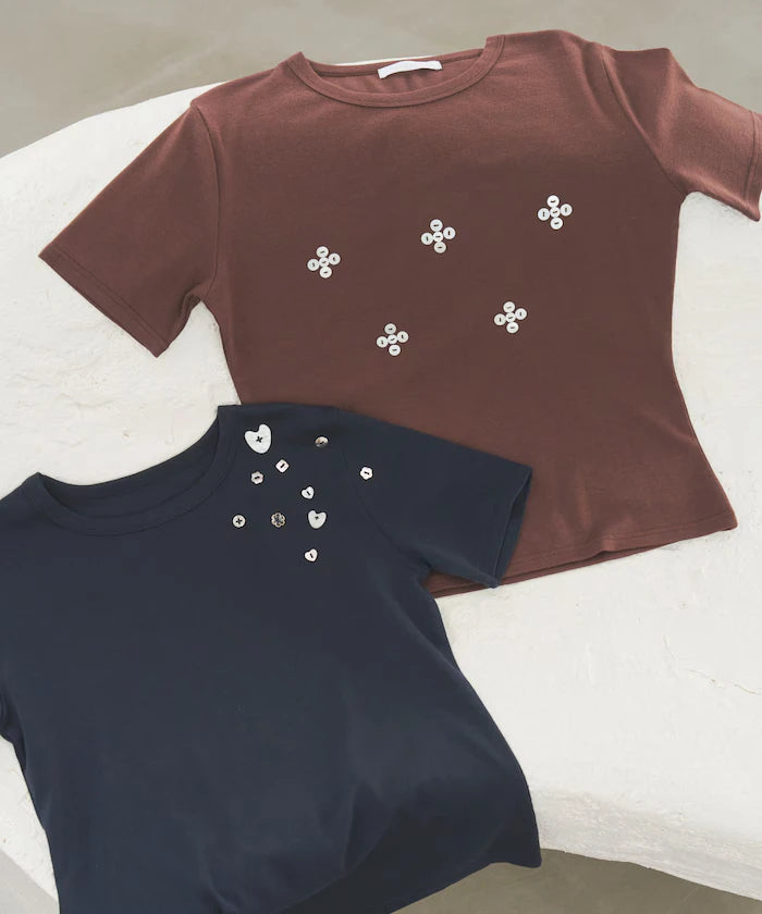 Shell Button Flower Motif Cotton Modal T-Shirt