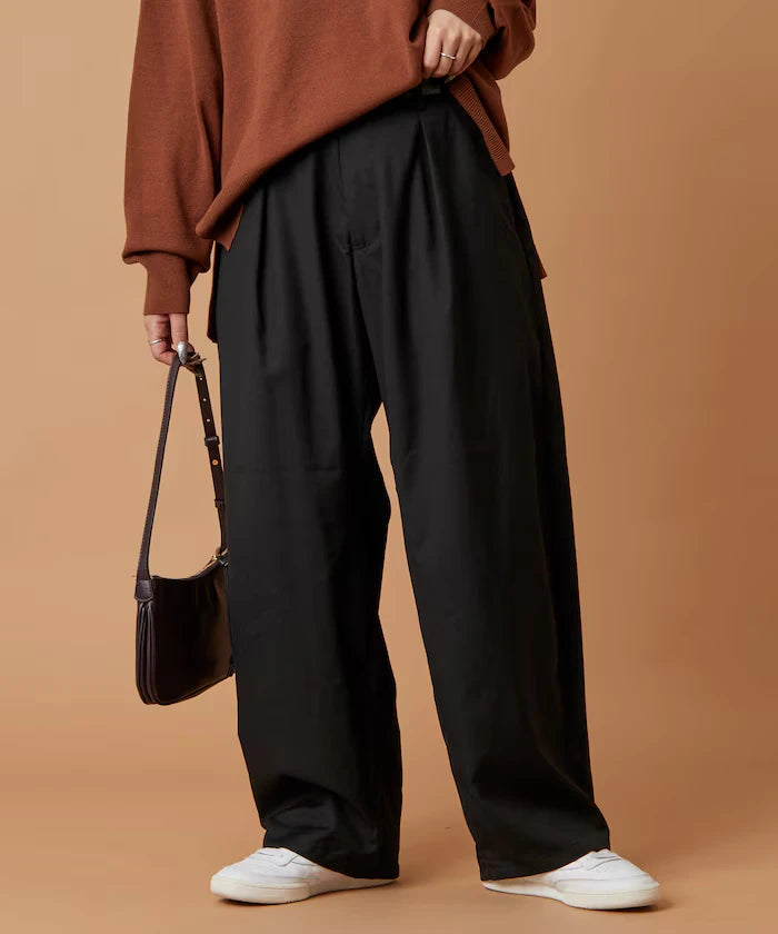 Wide Silhouette Barrel Leg Slacks Pants