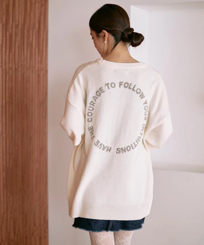 Sweat-like Lettered Knit / Jacquard Knit