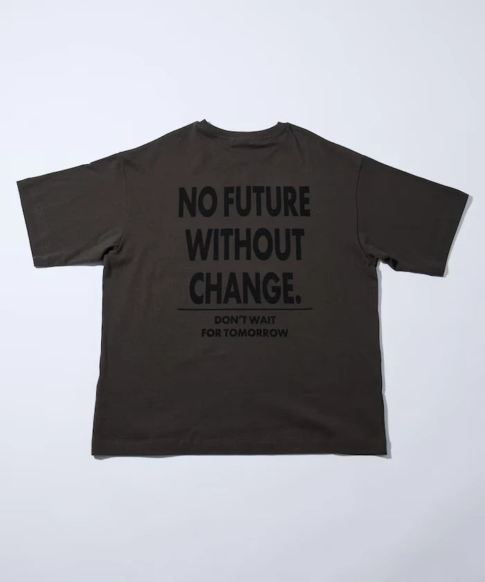 6oz Front Logo Embroidery Crew Neck T-Shirt / Back Print T-Shirt PRINT LEFT CHEST EMBROIDERY BOX FIRST