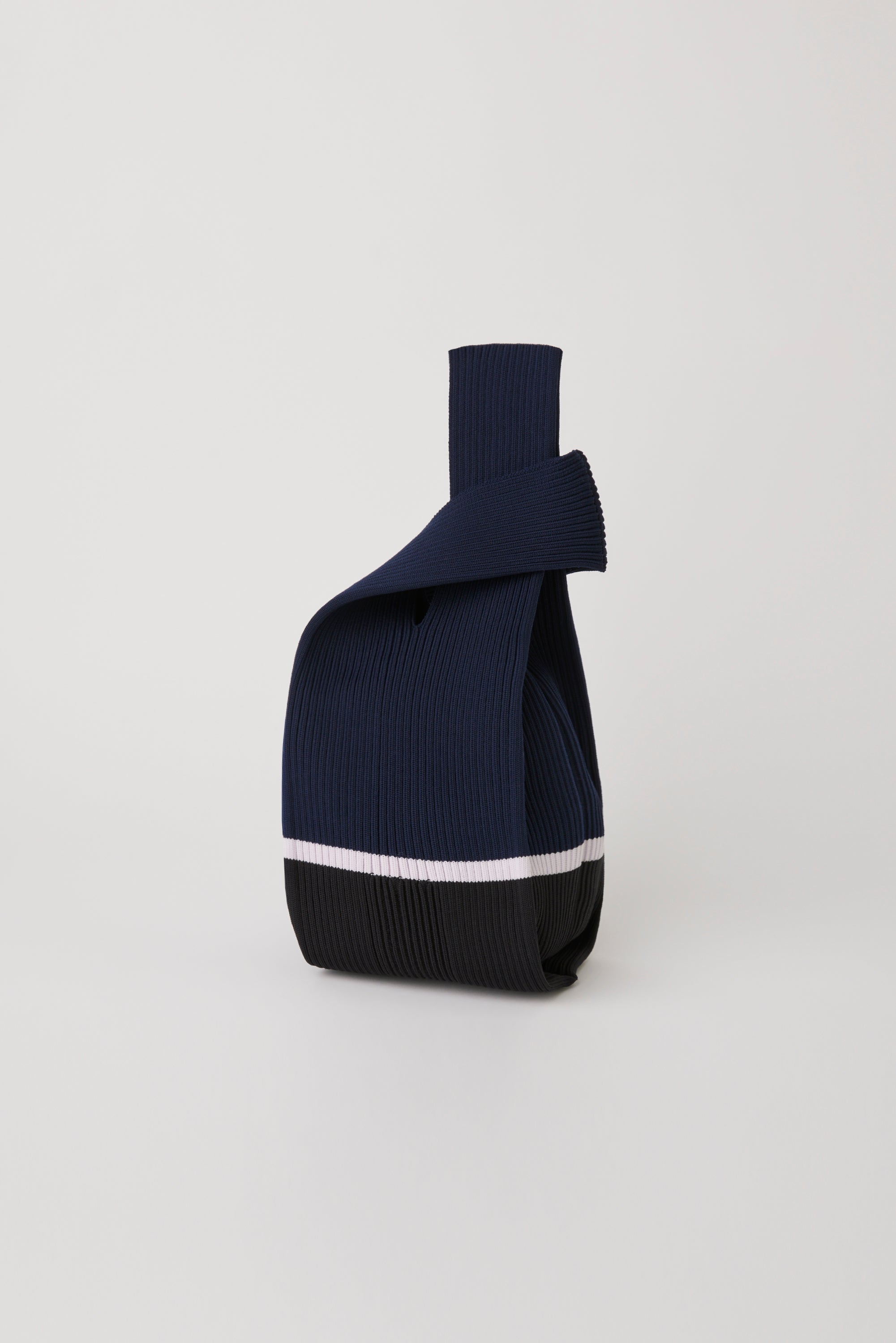 NOTCHED RIB BAG