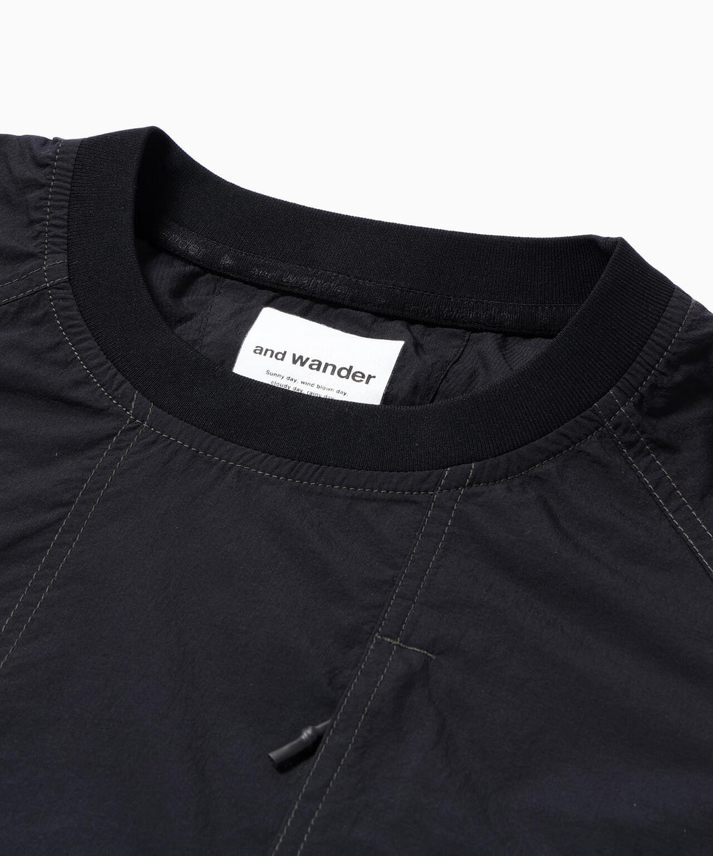 stretch rip pullover