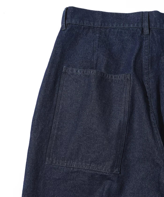 Wide Silhouette Straight Denim