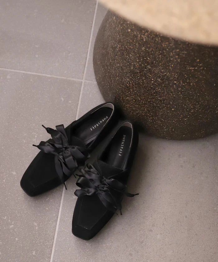 Suede-like Ribbon Lace-up Shoes (Available in sizes 22.5 to 24.5 cm)
