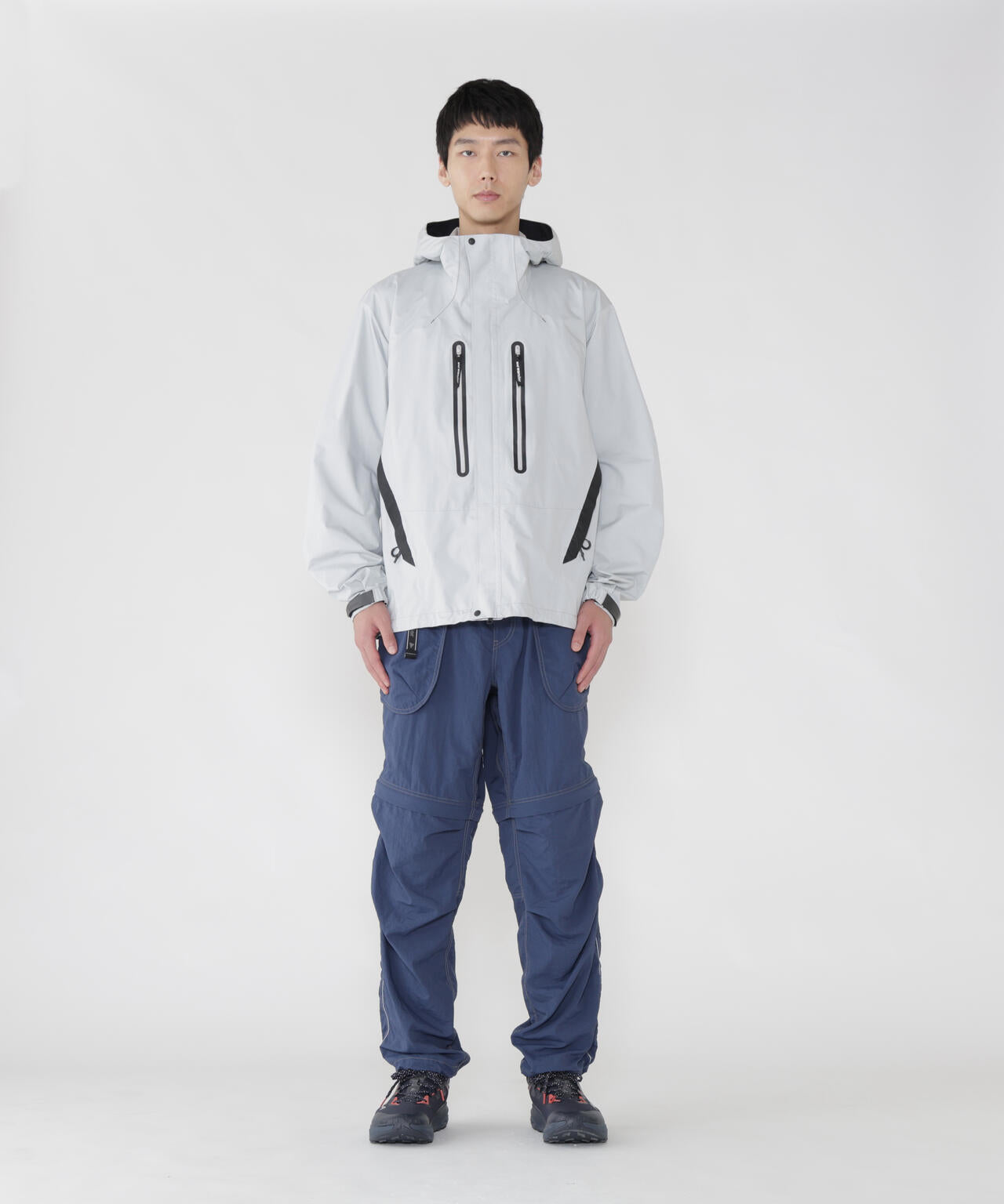 2.5L hiker rain jacket