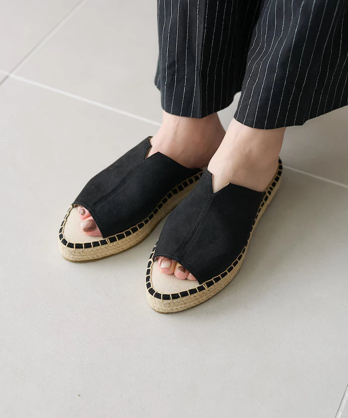 Espadrille-style sandals [36-38 size range]