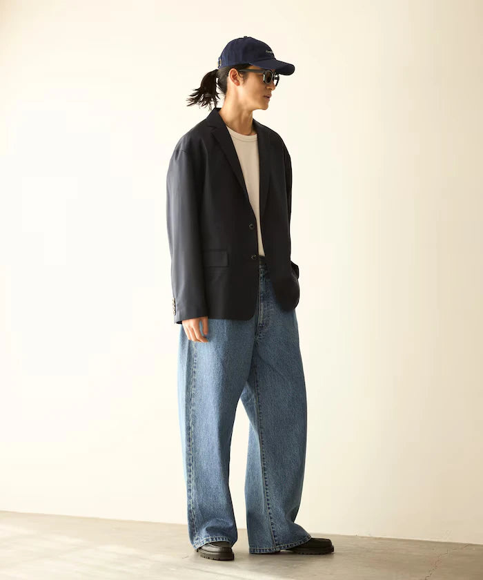 Sleeve-Contrast Tailored Jacket / Relaxed Fit