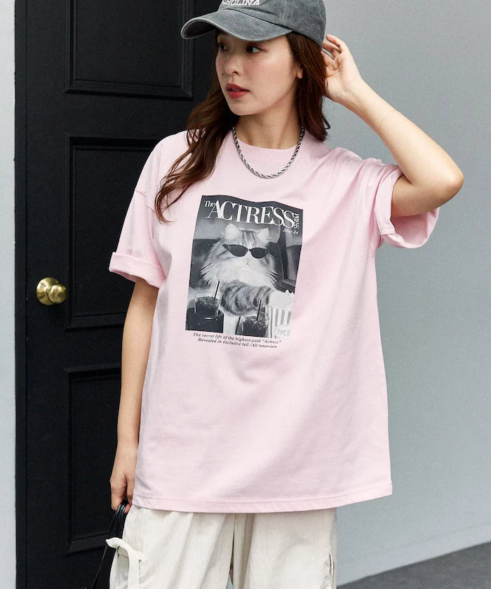 <Functional Material> MAGAZINE Cat Photo T-Shirt Limited Release