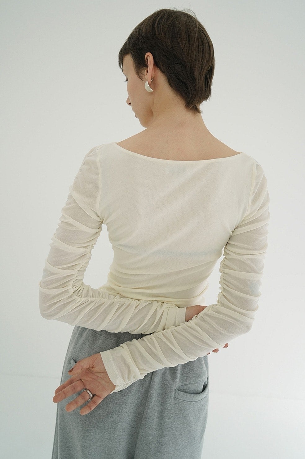 W TULLE SHIRRING TOPS