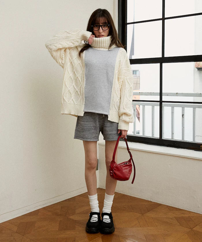 Mixed Material Switch Turtle Neck Knit Limited Edition