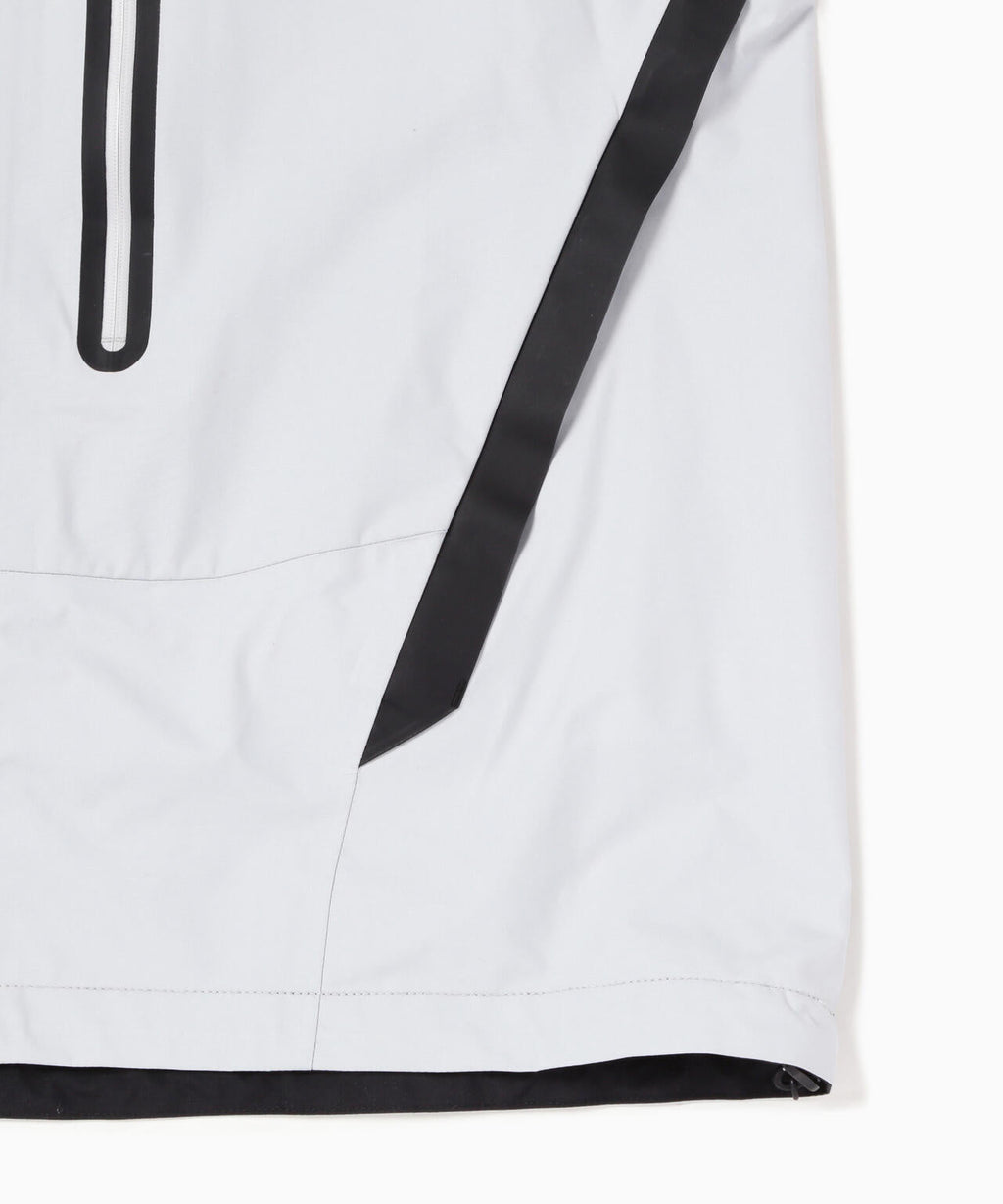 2.5L hiker rain jacket