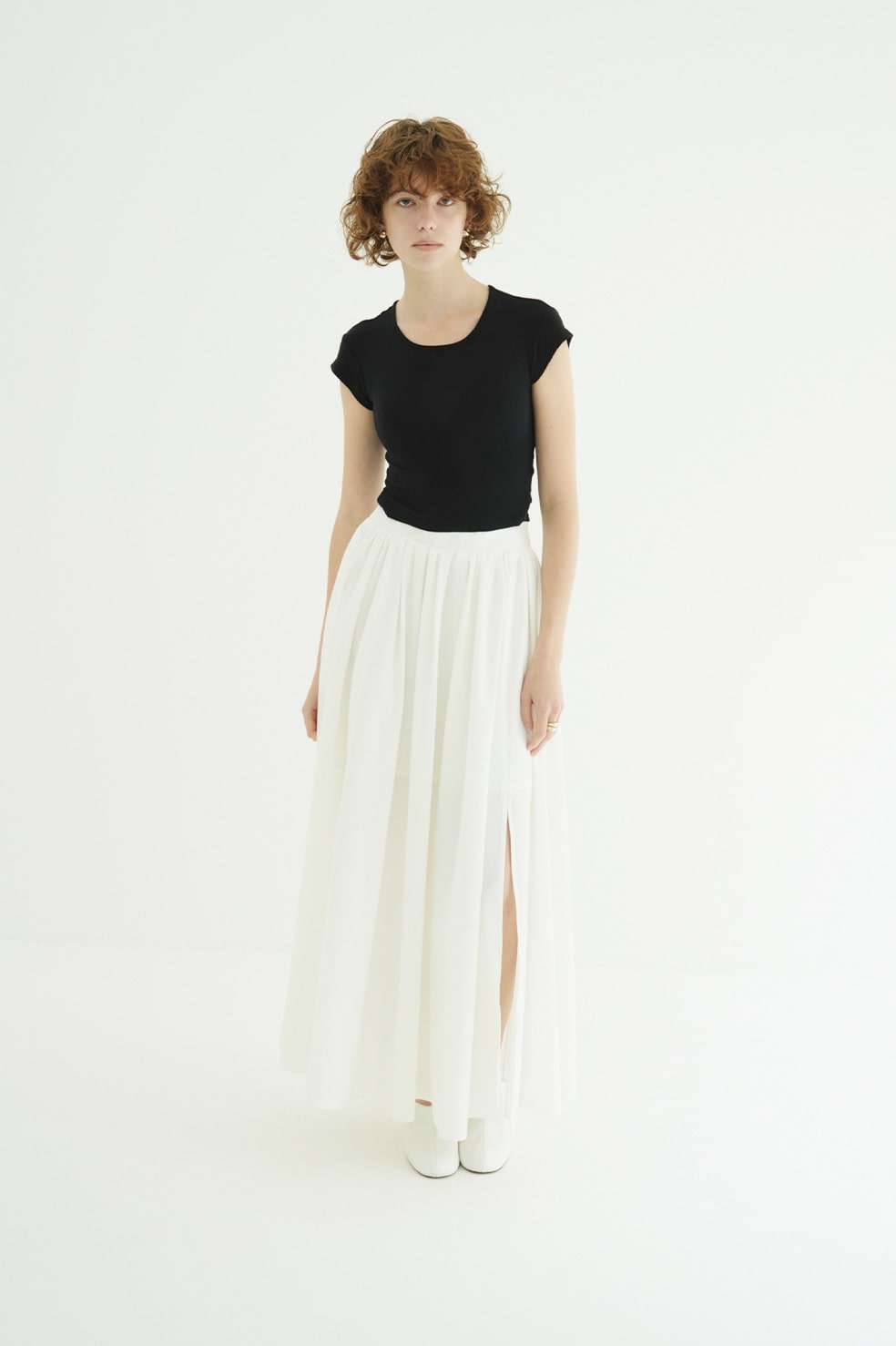 SLIT FLARE SKIRT