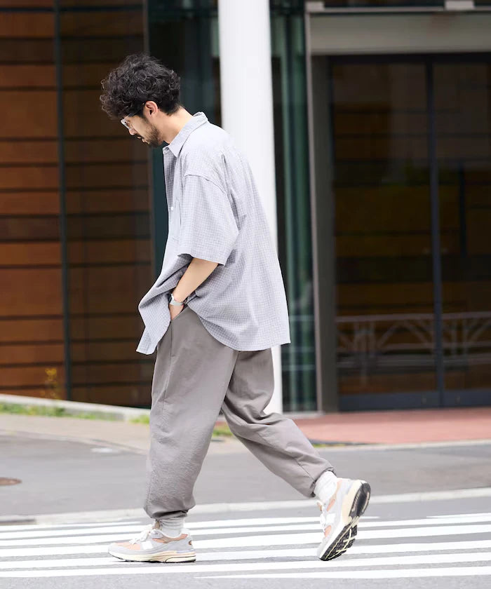 Wide Straight Nylon Track Pants / Tapered Silhouette Easy Nylon Pants