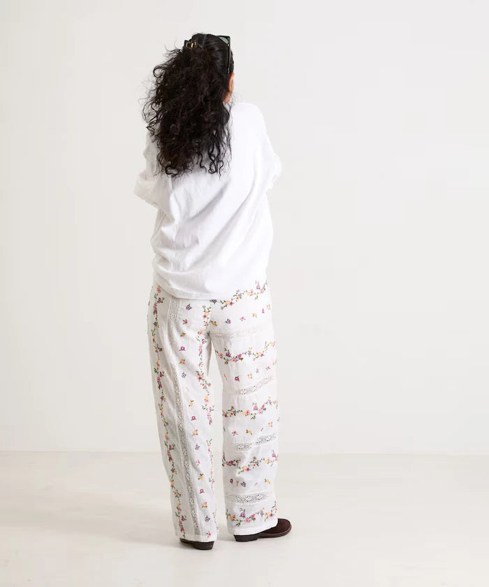 Dobby Floral Embroidery x Lace Pants