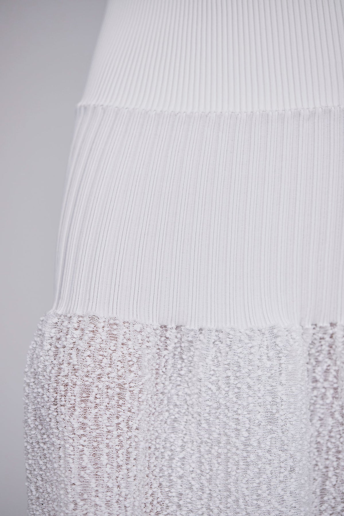 FLUTED ORNAMENT MERMAID SKIRT