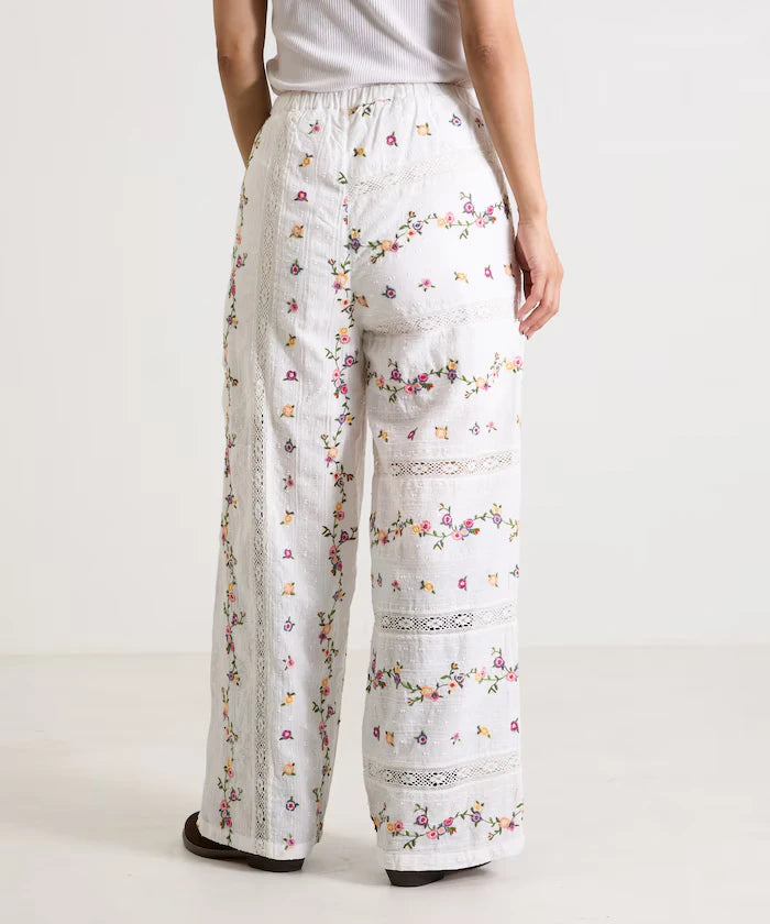 Dobby Floral Embroidery x Lace Pants