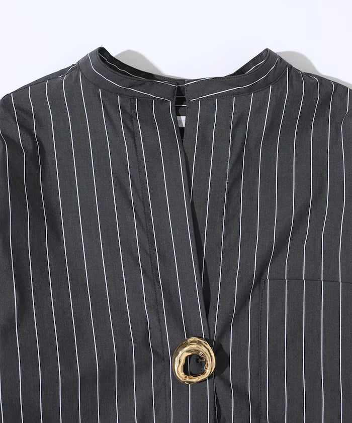 Oversized Long Sleeve Brooch Shirt