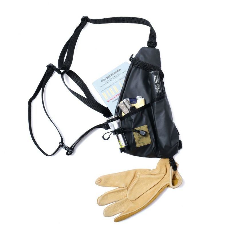 NYLON POLYCARBONATE HOLDER BAG BLACK