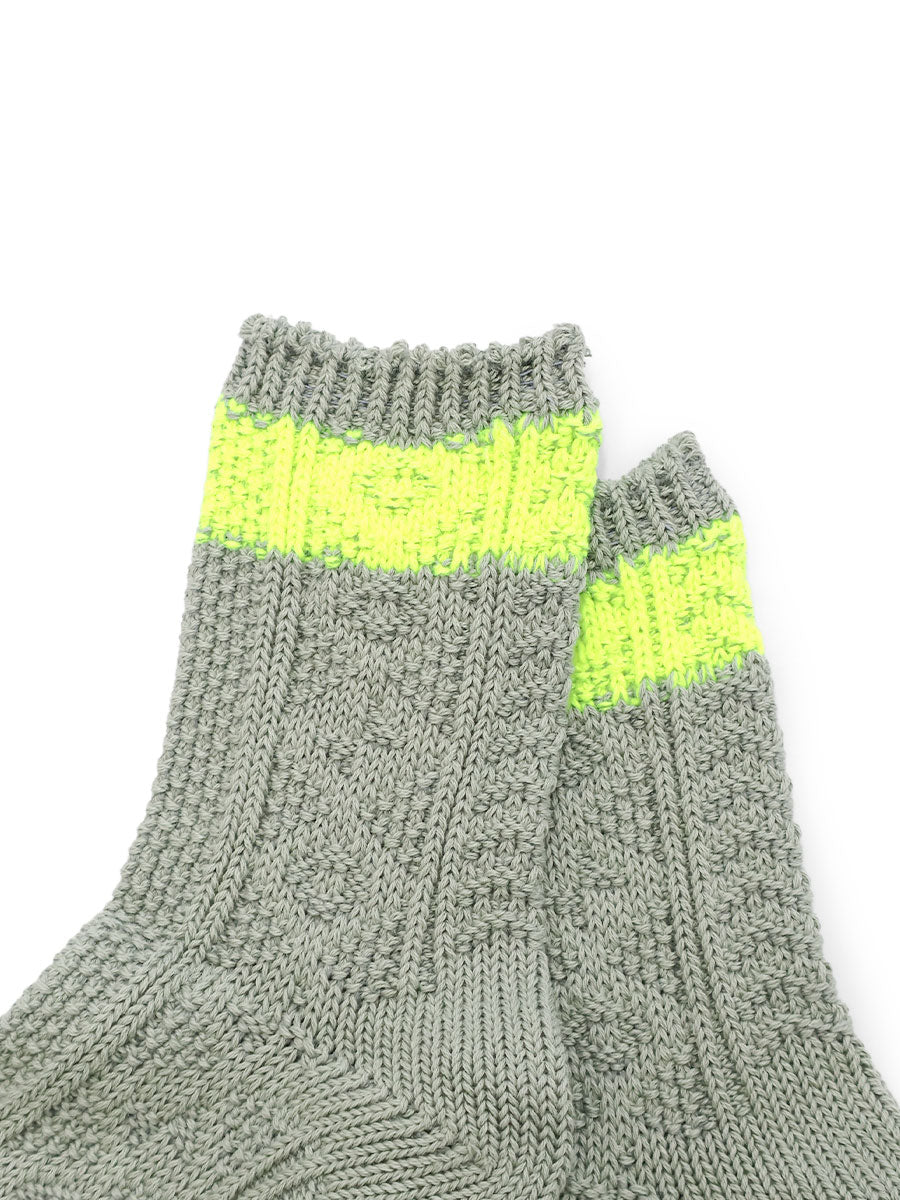 56本 Cable Knit Neonline Socks