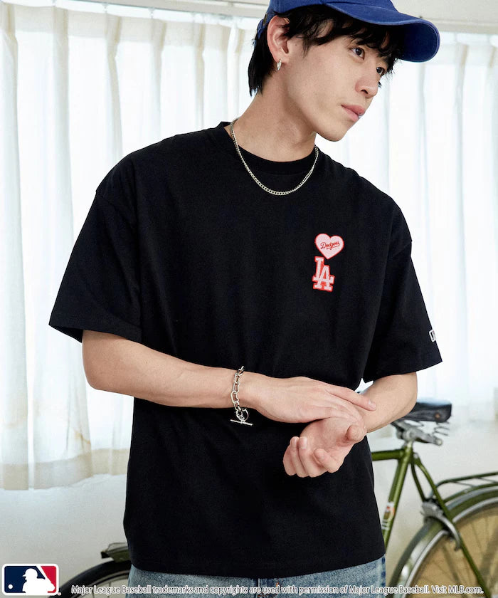 MLB One Point Heart T-Shirt