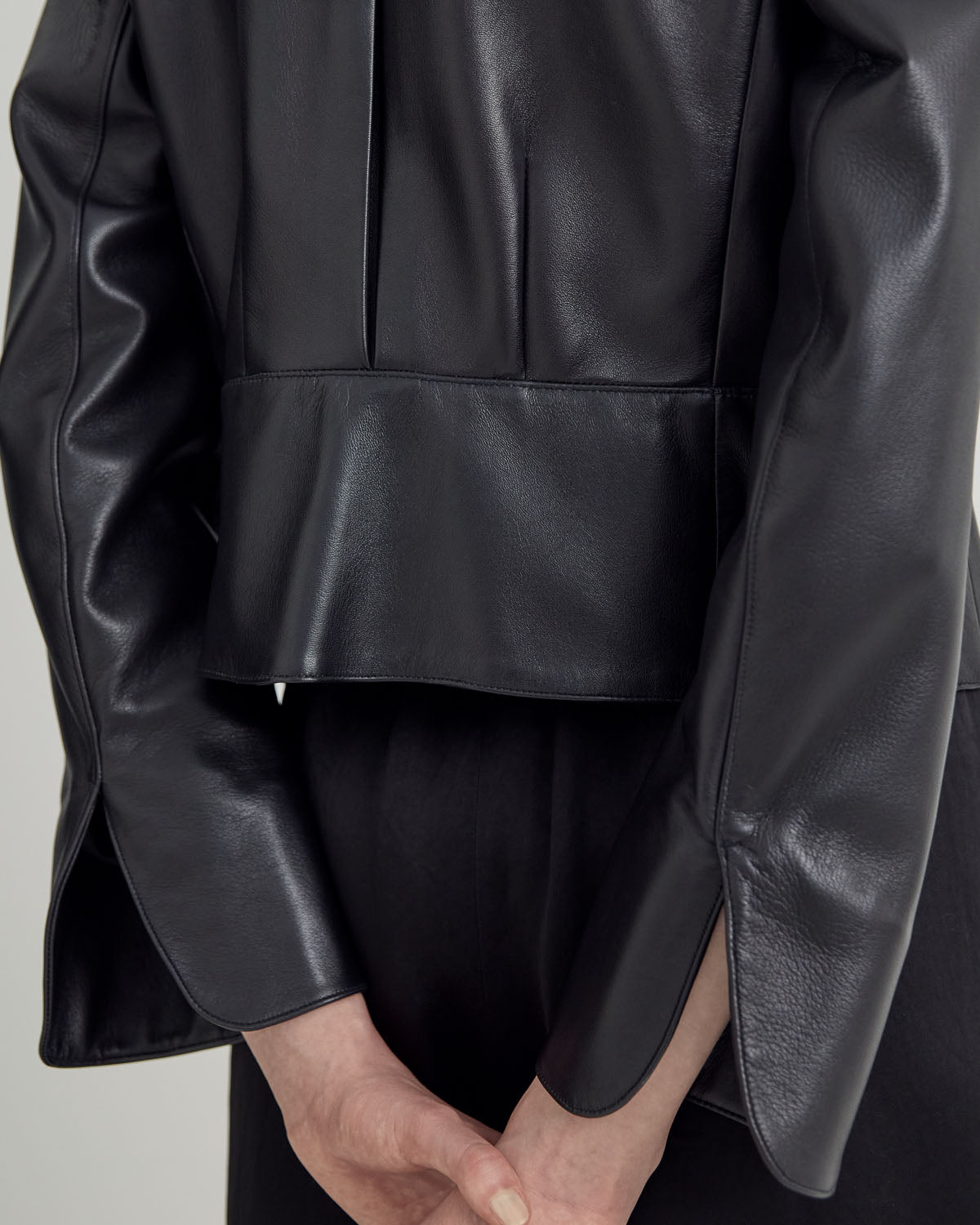 ZIP UP LEATHER JACKET