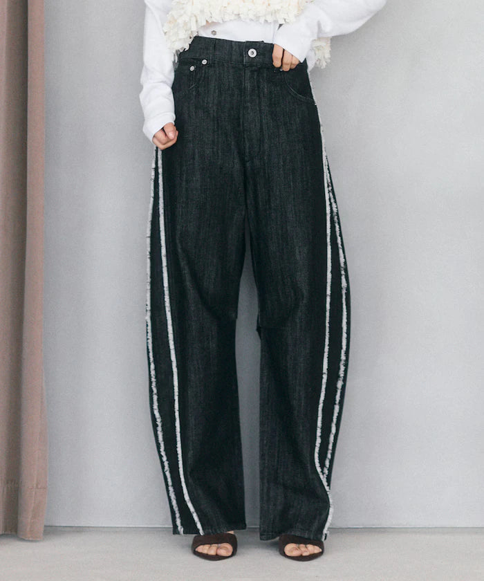 Side Fringe Curve Denim