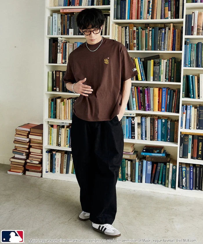 MLB Back Print Heart T-Shirt