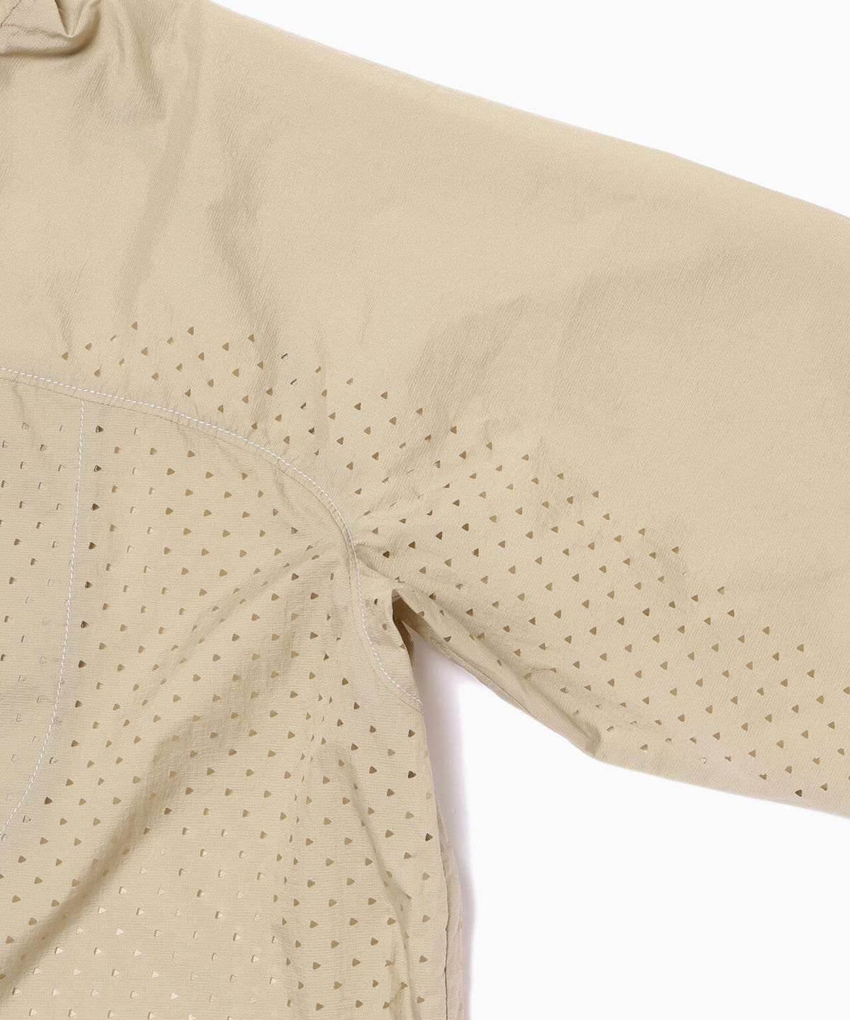 Altra × and wander  ventilation wind jacket