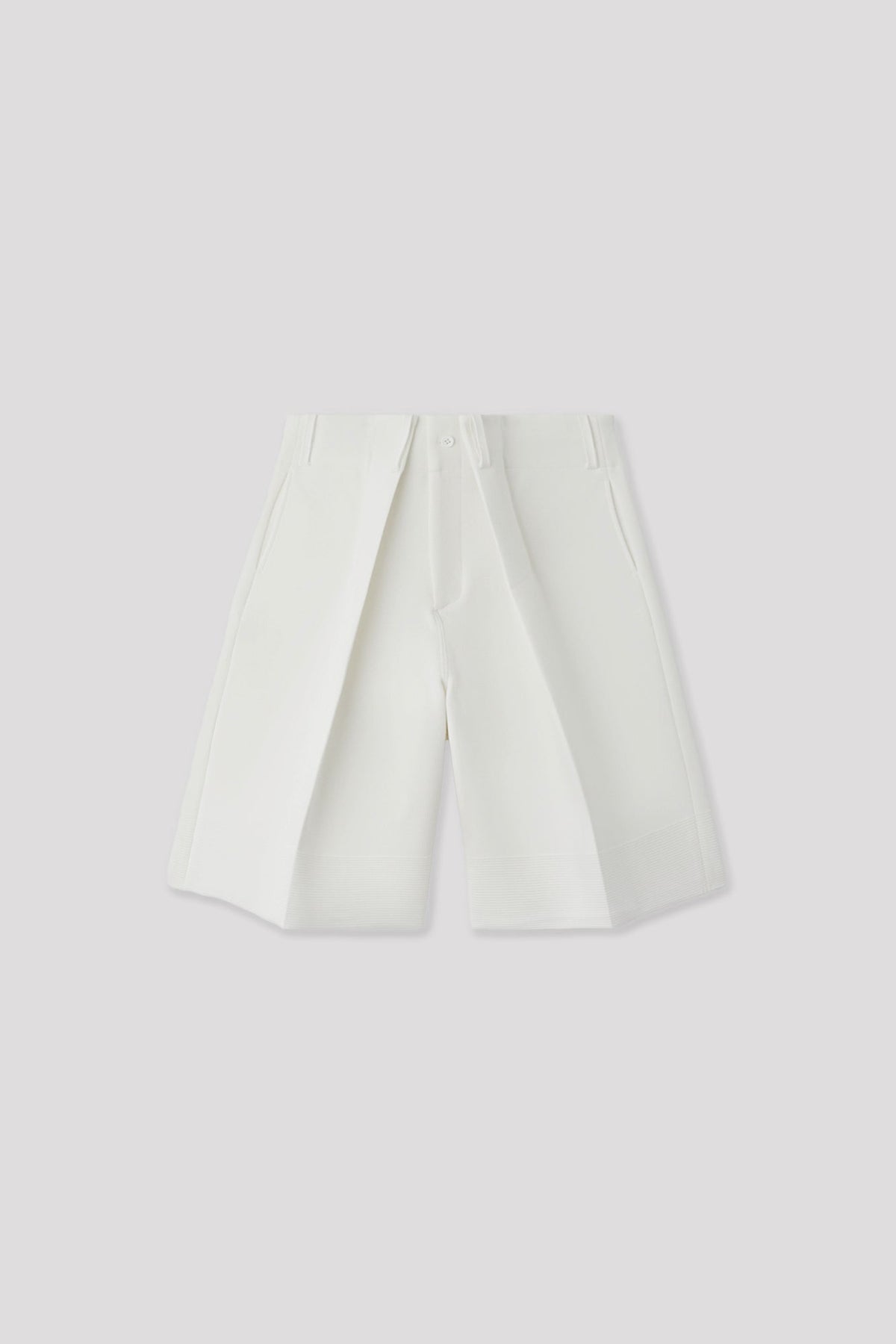 MILAN CREASE HALF PANTS