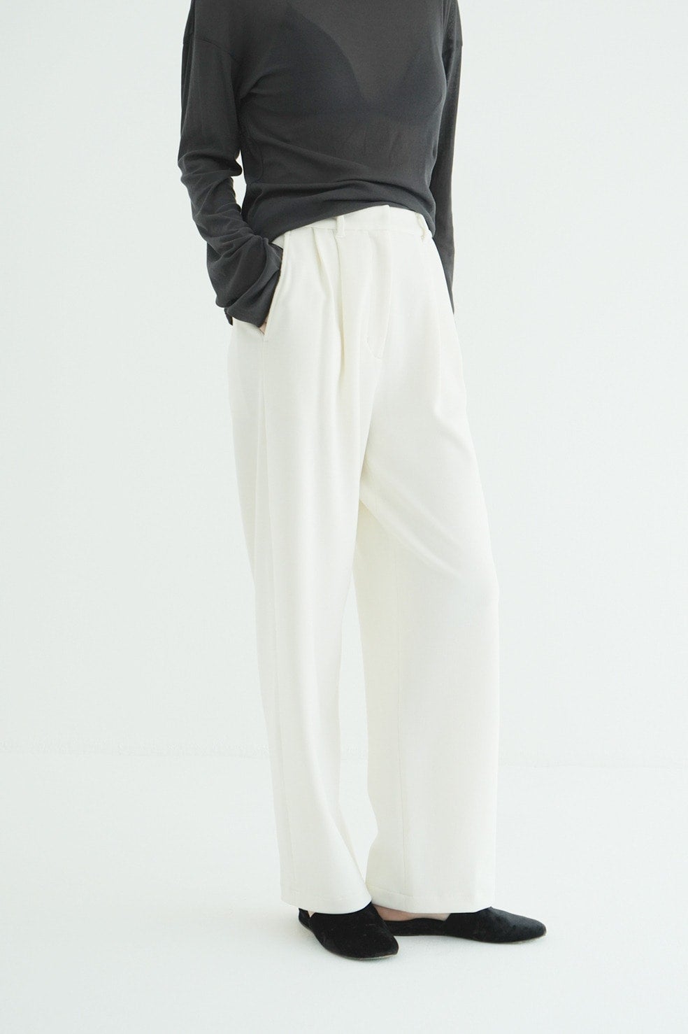 RIB STRIPE TUCK PANTS