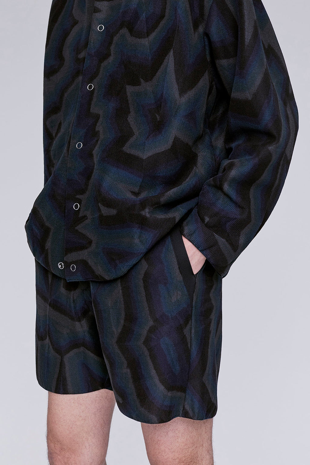 SILK MILAN CHUSEN SHORT PANTS