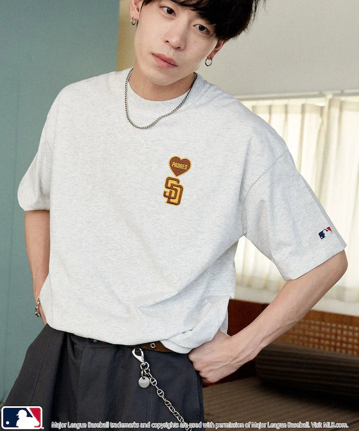 MLB One Point Heart T-Shirt