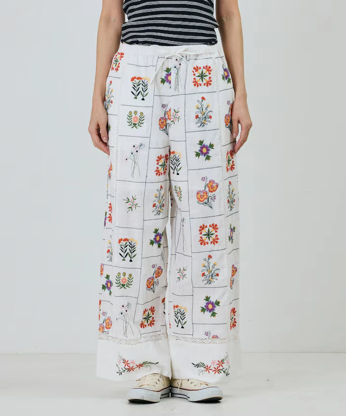 Patchwork Floral Embroidery Pants