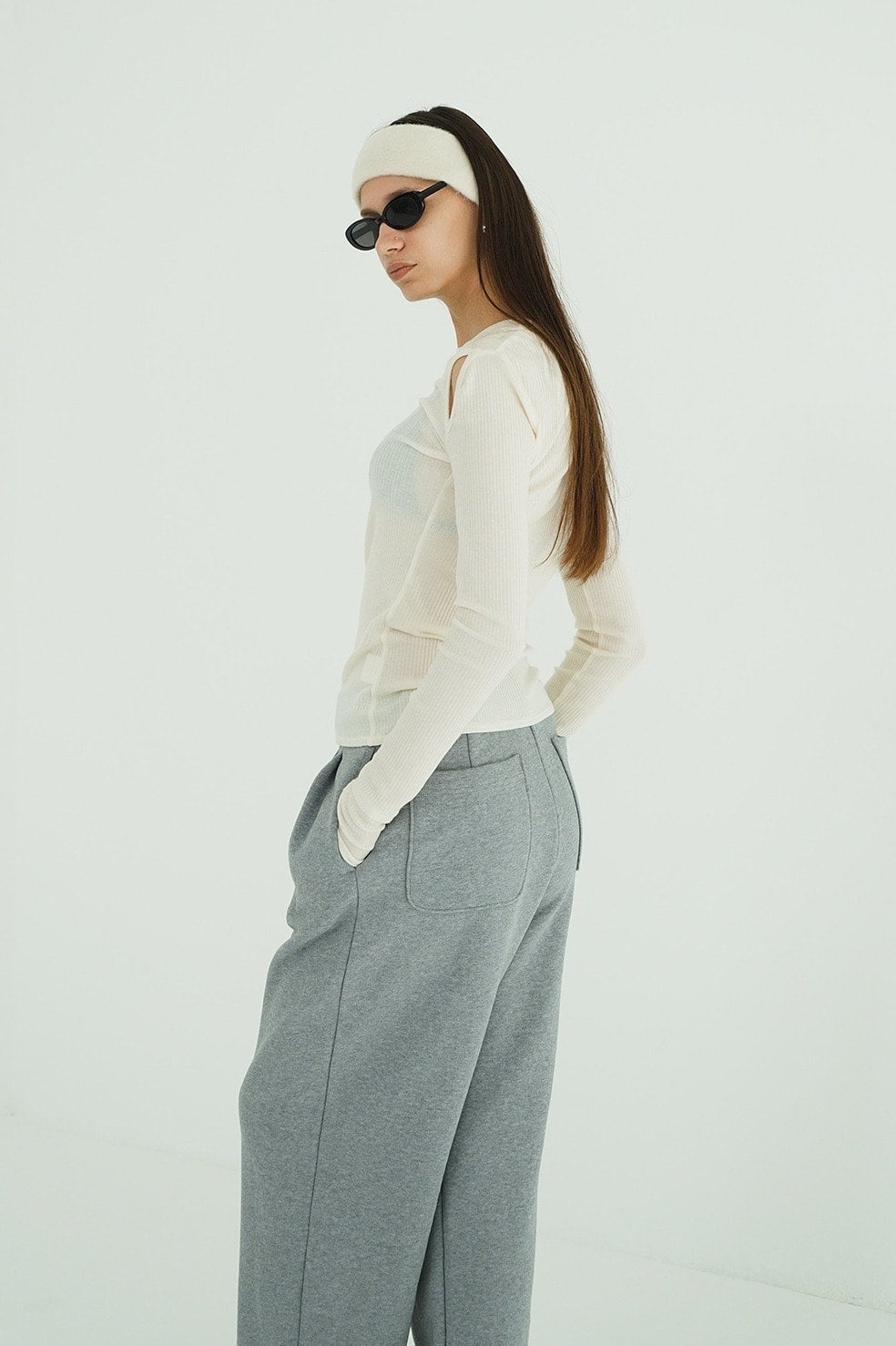 LAYERED SHOULDER CUT TOPS