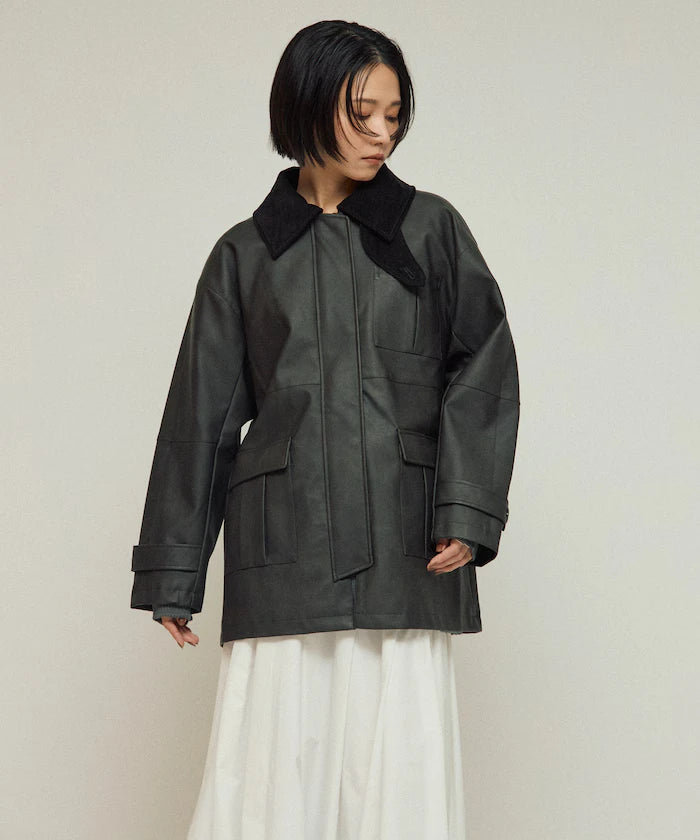 Oversized Crush Leatherette Jacket / Collar Corduroy