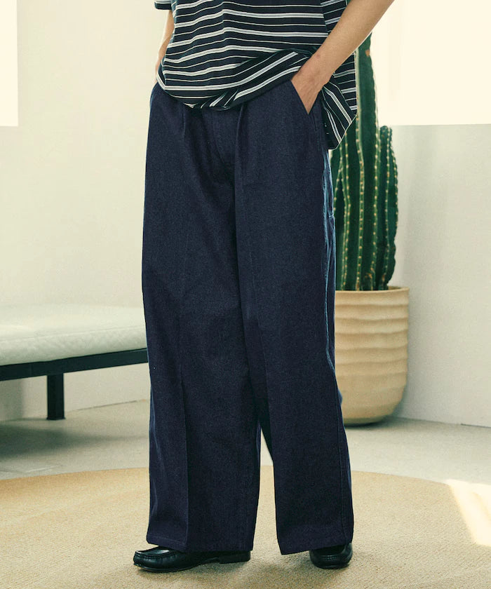Wide Silhouette Straight Denim