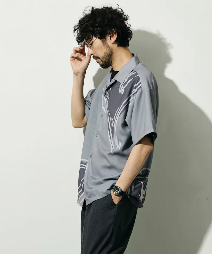Open Collar Big Pattern Short Sleeve Shirt / Big Silhouette