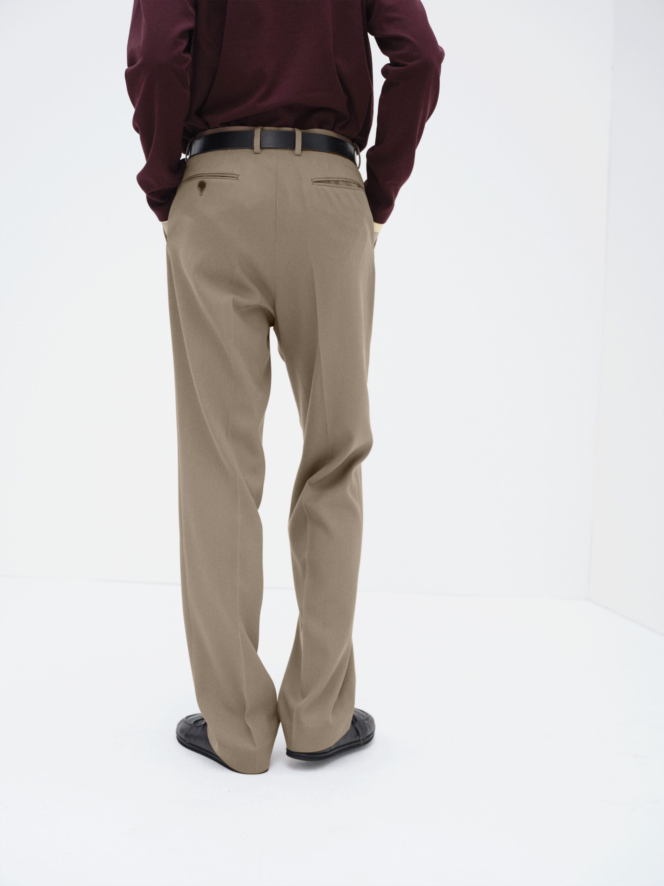 LIGHT WOOL MAX GABARDINE SLACKS