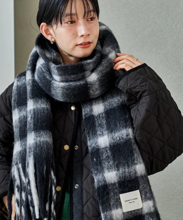 Cashmere Check Volume Scarf