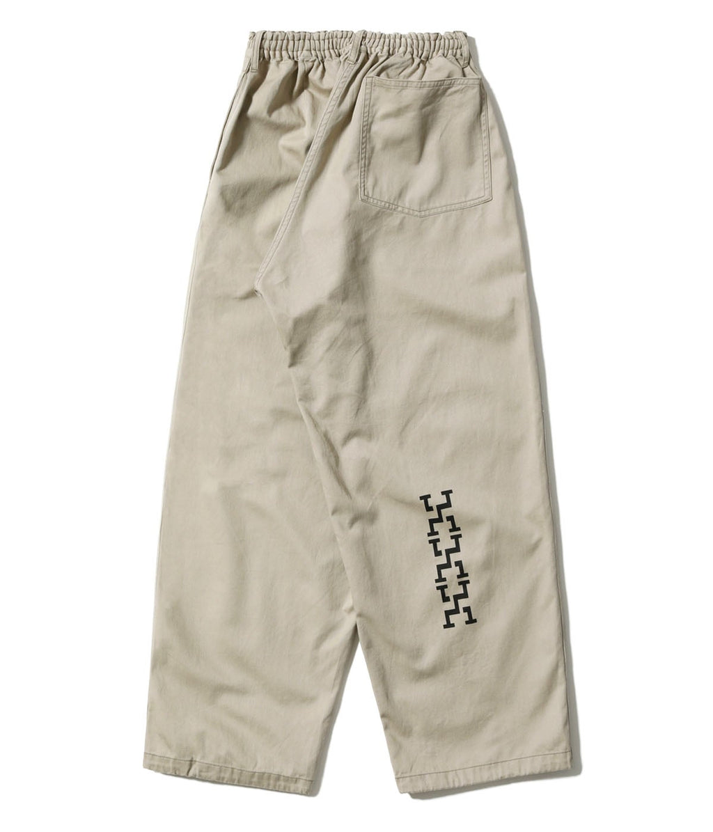 MODUCT COTTON TWILL SCRAB PANTS with STENCIL PRINT AGING MODEL