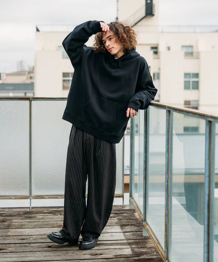 Wide Silhouette Barrel Leg Slacks Pants