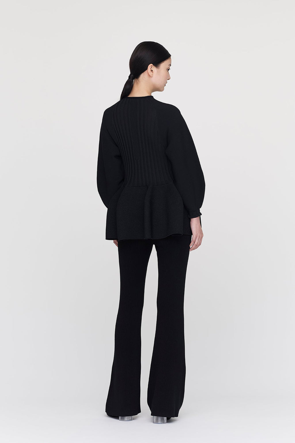 SOFT PORTRAIT TIGHT FLARE PANTS