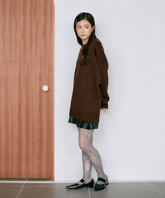 Sweat-like Lettered Knit / Jacquard Knit