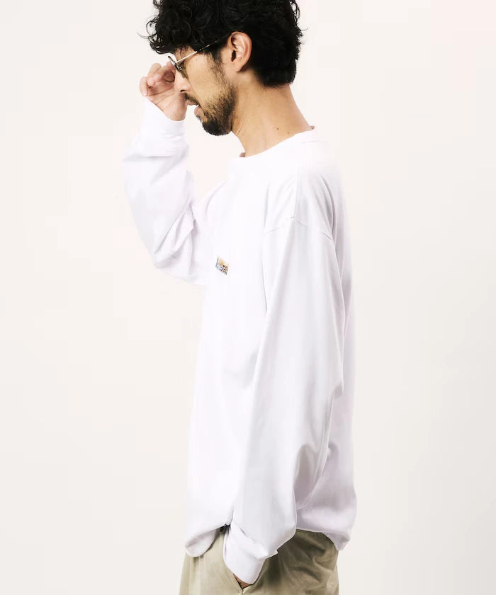 FREAK'S STORE for BEACH & FES Relax Fit One Point Logo Spindle Henley Neck Long Sleeve T-Shirt