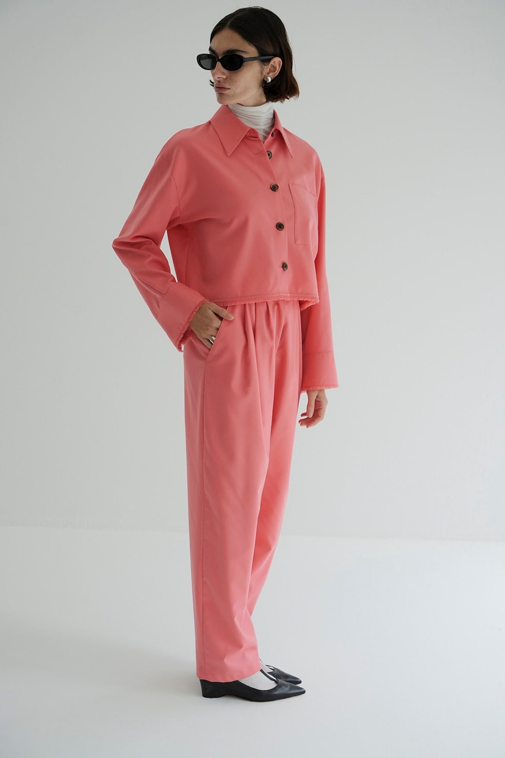 WIDE BELT TUCK PANTS