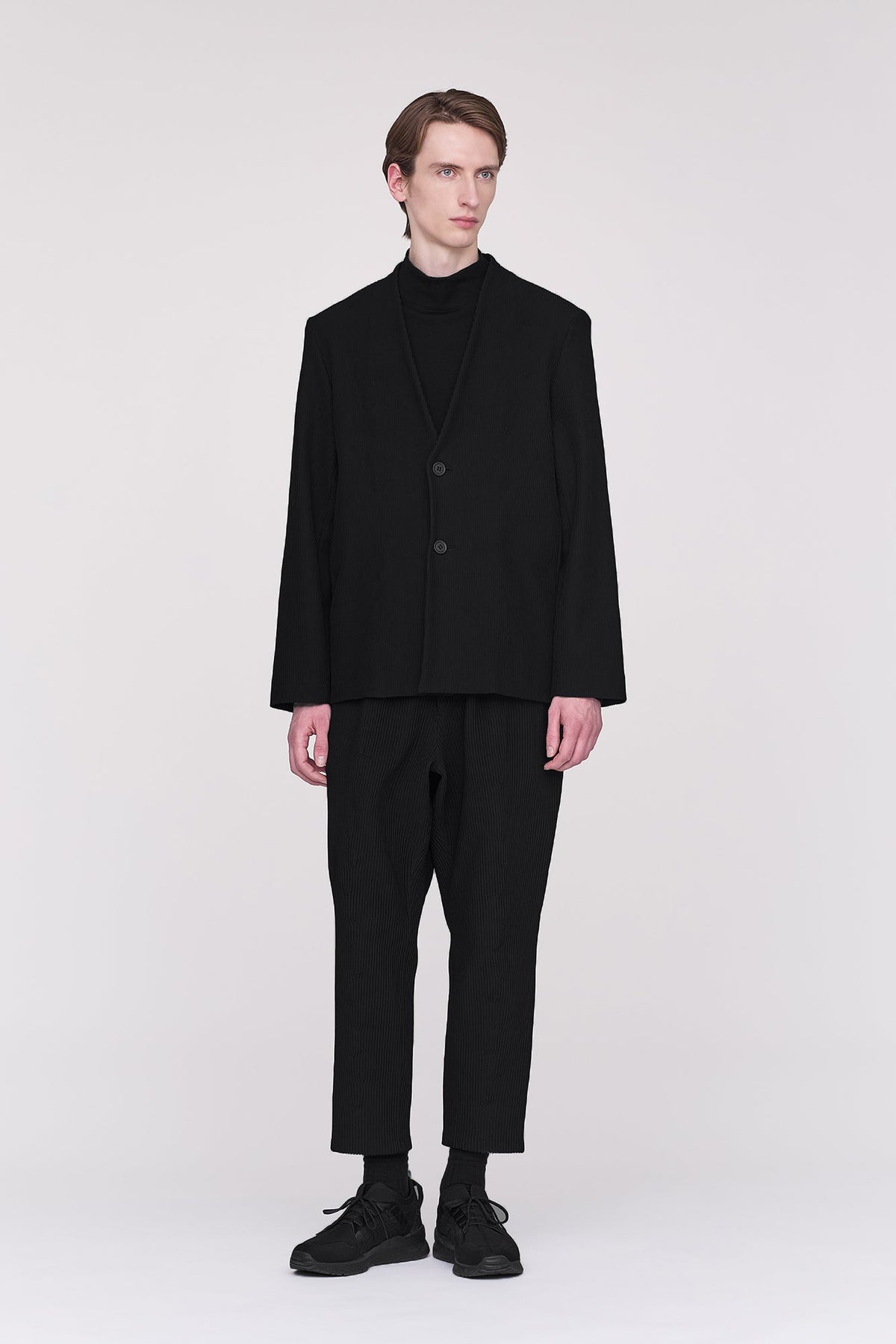 SOFT HYPHA COLLARLESS TAILORED JACKET
