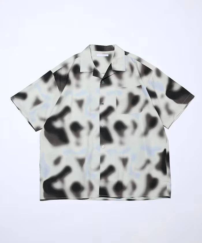 Open Collar Pattern Short Sleeve Shirt