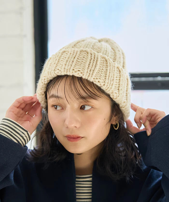 Thick-knit beanie